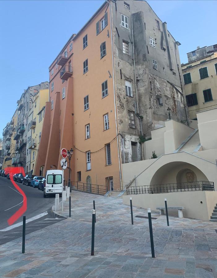 バスティアPres Du Vieux Port Studio Terrasse Vue Degagee Eglise De Saint Jeanアパートメント エクステリア 写真